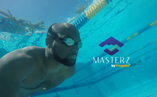 Olympian Elvis Burrows wears Frogglez Masterz swim goggles in the pool